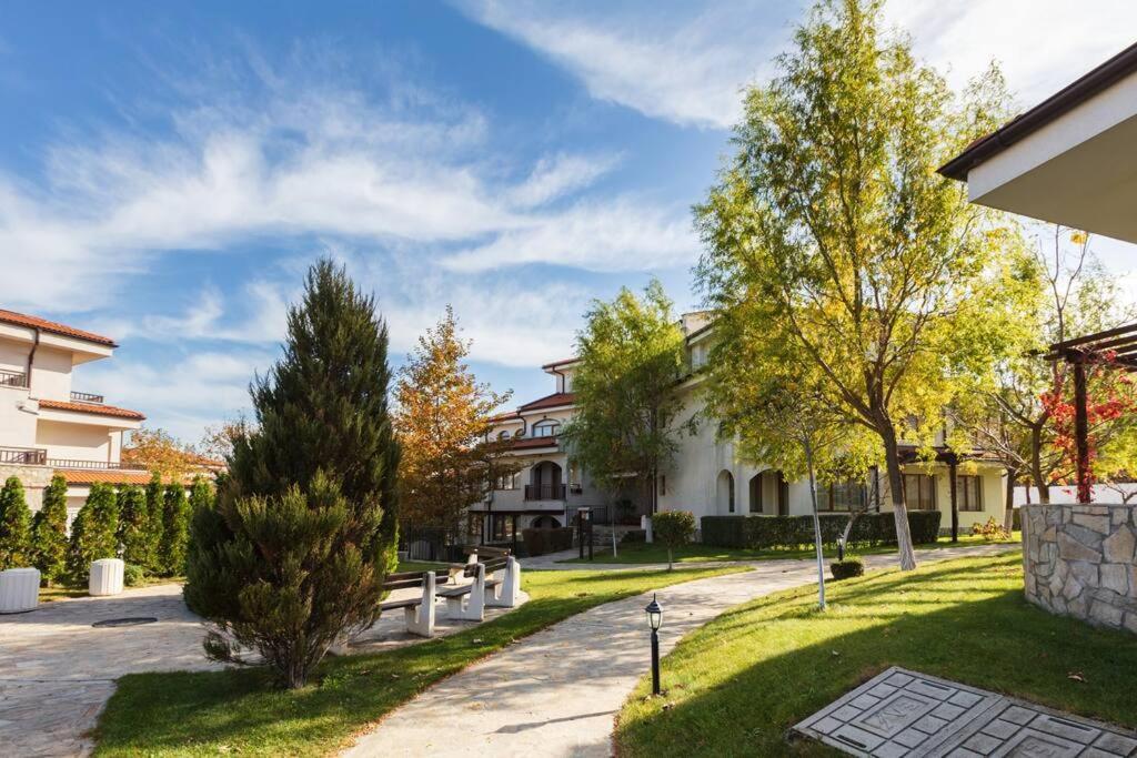Lovely Apartment In Peaceful Family Spa Resort Near To Nesebar Kableshkovo  Exterior photo